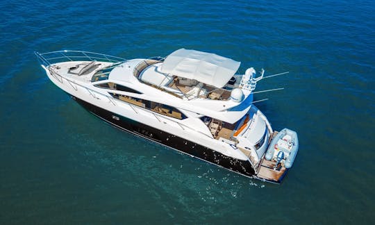 70' Sunseeker Manhattan Power Mega Yacht Charter in Miami Beach, Florida