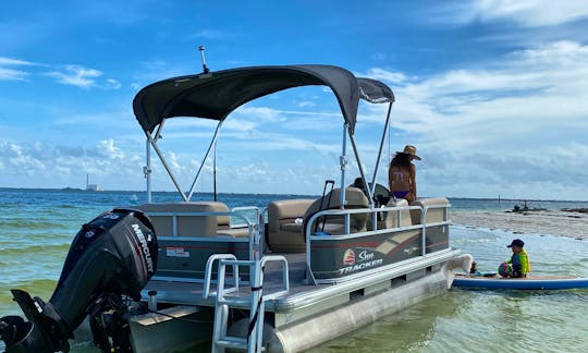 20ft Sun Tracker Party Pontoon for rent in Clearwater Beach, Tarpon Springs, and Tampa (10% off Weekdays)