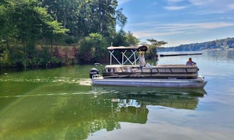 Classic Pontoon Boat For Rent - Lake Lanier, Gainesville, GA
