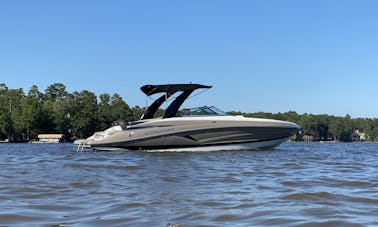 Aluguel de lanchas e brinquedos aquáticos Crownline de 29 pés no Lago Lanier