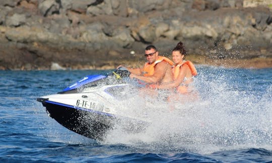 Promenade en jet ski à Tenerife, Espagne