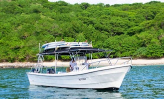 Charter the 33' Neptuno Powerboat for your next adventure!