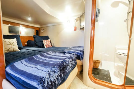 The Commodore Yacht | 13PPL | $500h 