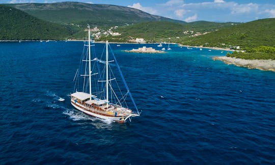 Exclusive cruise aboard a deluxe category gulet Baba Veli 8