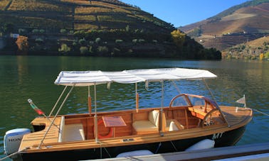 Location de bateaux en bois BACO Classic à Vila Real, au Portugal !