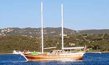 Italy, Sardinia 85' Small Boat Cruise Gulet Victoria With captain and crew 