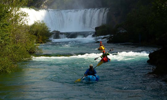 Excursion guidée d'une journée en packrafting sur la rivière Zrmanja