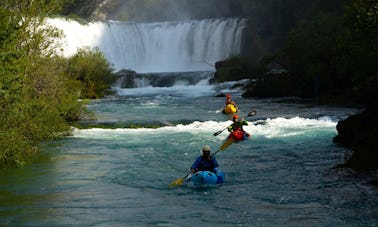 Experiencia guiada de un día de paquetería en el río Zrmanja