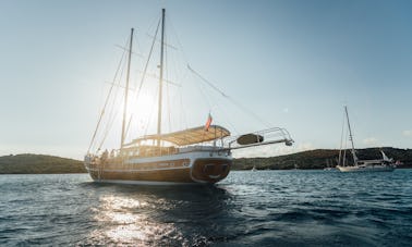 escuna Gulet Victoria, navio da família, cruzeiro Bonifacio Corsica para 12 pessoas 