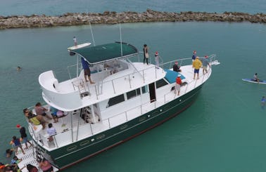 53' Hatteras Private Yacht in Tulum, Mexico
