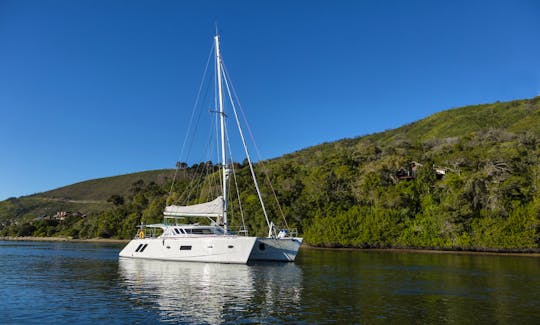 Bazaruto Archipelago - 50ft Luxury Sailing Catamaran