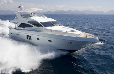 Incredible Majesty 63' Luxury Super Yacht for Charter