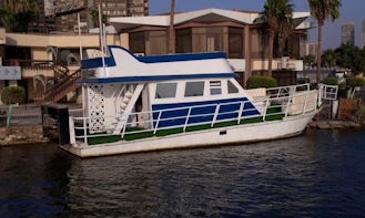 Group Cruise Adventure on L'amore Boat Oula, Egypt