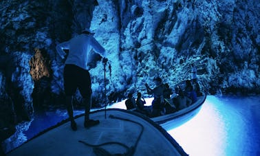 Excursion en bateau privé à la grotte bleue et aux 5 îles au départ de Split/Hvar