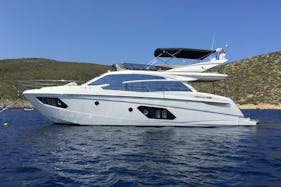 Absolute 52' Fly Yacht! Luxury Cruising in Palma, Spain