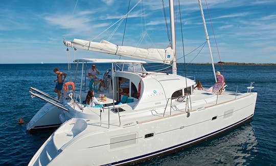 38' Sailing catamaran for parties / events in Long Beach!