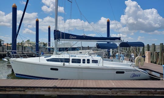 34' Cruiser Sailboat in Clear Lake/Galveston Bay