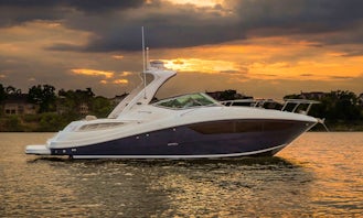 2009 Sunrunner Powerboat Party Yacht in Goa