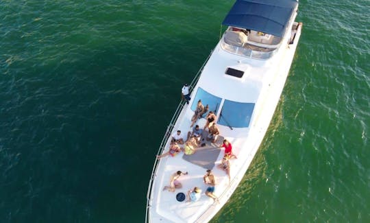 The Best 72Ft Yacht-Prestigious cruise experience in Dubai