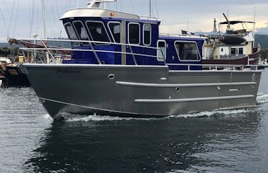 Custom Built Sportfishing Yacht with Bathroom and Heated Cabin