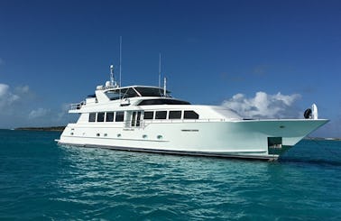 107' Broward Mega Yacht in Nassau, Bahamas