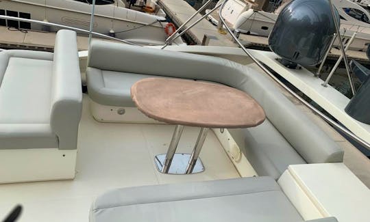 Elegant & Luxury Defined 65ft Yacht in Dubai for Rent