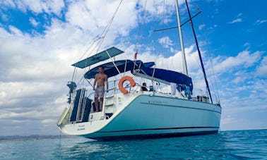 Viagem de barco de luxo a bordo do Cyclades 50' no Egito