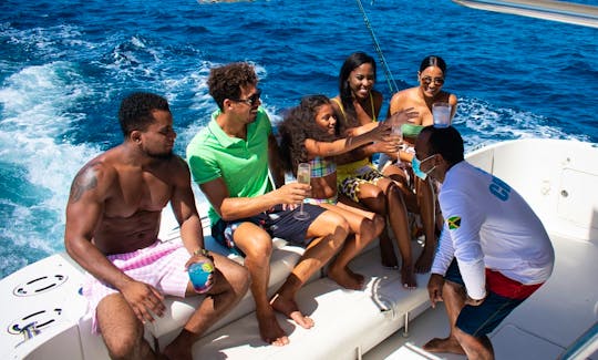 2 Private catamaran cruise in Montego Bay along Hip Strip! All-inclusive drinks and snacks!!