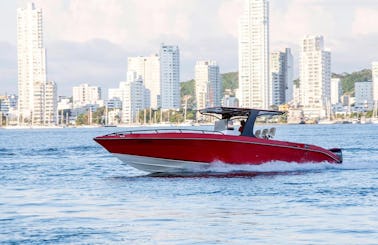 Sky Motomarlin Red Powerboat for Charter in Colombia