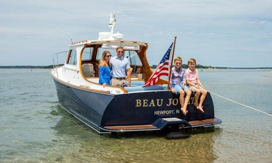 36' Hinckley Motor Yacht Around Chatham, MA