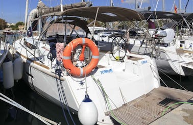 Charter Beautiful Sun Odyssey 419 Cruising Monohull in Santa Cruz de Tenerife