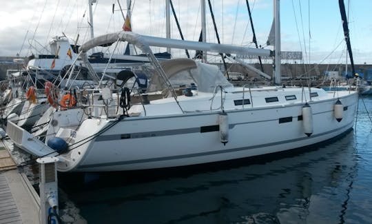 Charter the Bavaria 45 Cruiser Sailing Yacht in Arona, Canarias