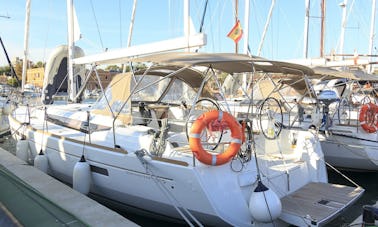 Croisière à bord du monocoque Jeanneau Cruising de 52 pieds à Arona, aux Canaries