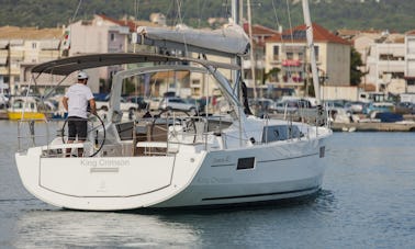 Beneteau Oceanis 41.1 "King Crimson" Sailing Yacht Charter in Lefkada, Greece