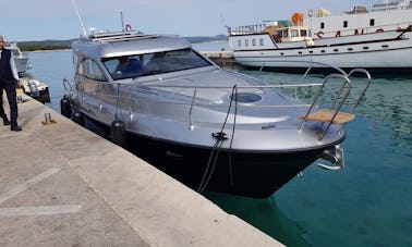 Hermoso yate a motor Mirakul 30 2019 en alquiler en Zagreb, Croacia