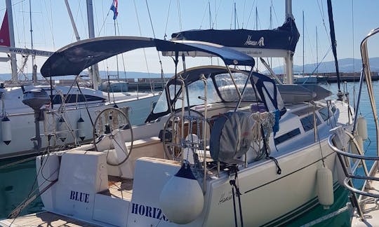 Charter the 2013 "Blue Horizon" Hanse 345 Sailing Yacht in Kaštel Gomilica, Croatia
