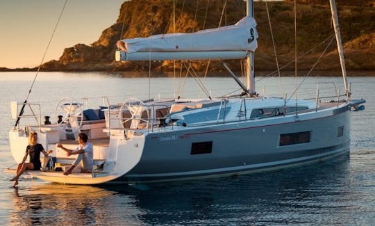 Alquile el velero Beneteau Oceanis 46.1 en Alimos, Grecia