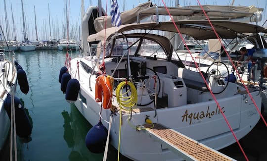 Alquile el velero Jeanneau Sun Odyssey 410 en Alimos, Grecia