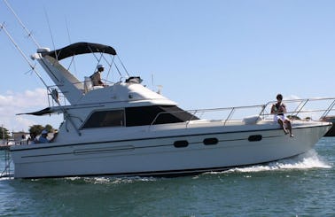 35' Princess Power Boat for Charter in Port Royal