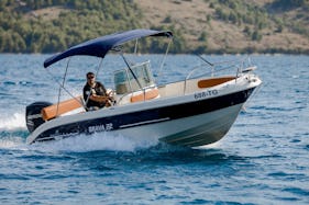 Mingolla Brava-22 Boat Charter in Trogir, Croatia