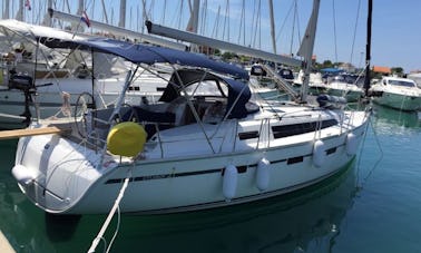 Bavaria Cruiser 41/2015 Sailing Yacht for Charter in Sukošan, Croatia