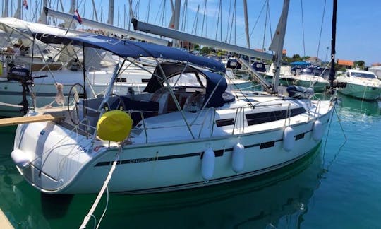 Bavaria Cruiser 41/2015 Sailing Yacht for Charter in Sukošan, Croatia