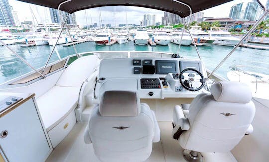 56F Luxury Yacht Rental in Sanya