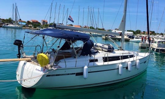 Bavaria Cruiser 37/2015 Sailing Yacht for Charter in Pirovac, Croatia
