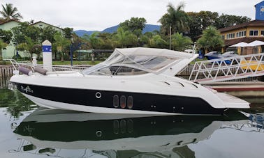 Location d'un yacht Phantom 300 à Angra dos Reis, Rio de Janeiro