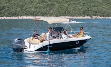 Bateau à moteur Sessa Key Largo à louer à Rabac, Croatie