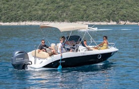 Sessa Key Largo Speedboat for Rent in Rabac, Croatia