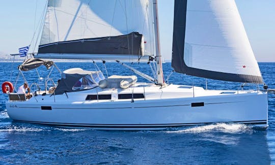 Charter this Hanse 385 Sailing Yacht in Alimos, Greece