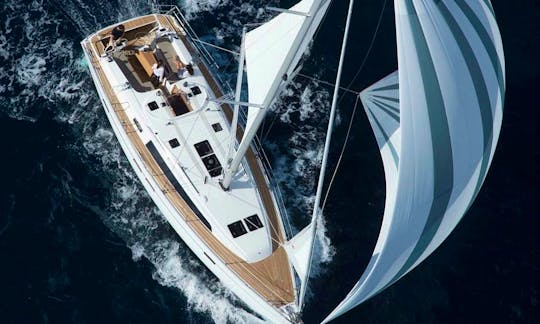 Bavaria Cruiser 46 Cruising Yacht with 3 Cabins for 6 in Preveza