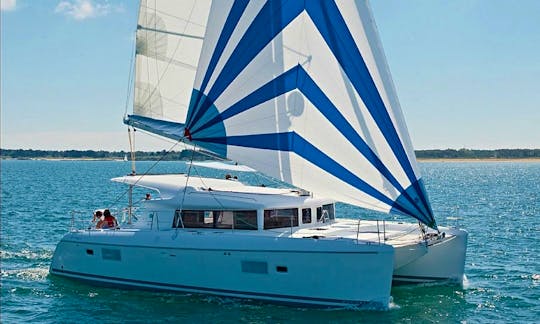 Lagoon 421 Bareboat Charter for 9 People in Lavrio, Greece